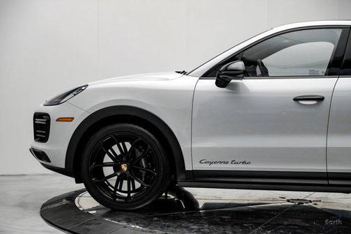 2022 Porsche Cayenne Turbo