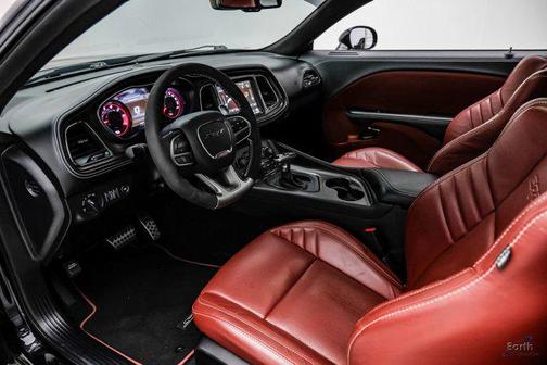 Pitch Black Clearcoat 2022 Dodge Challenger SRT Hellcat