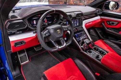2019 Lamborghini Urus AWD