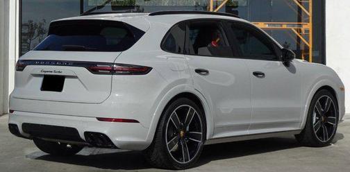 2021 Porsche Cayenne Turbo