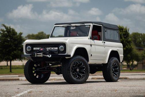 1971 Ford Bronco Custom Convertible
