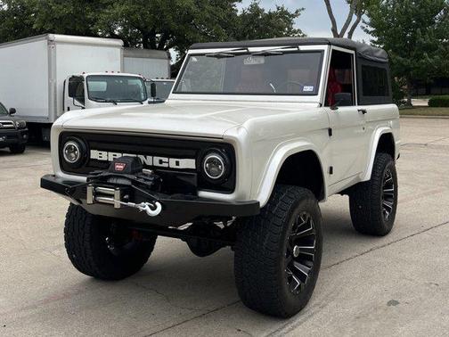 1971 Ford Bronco Custom Convertible