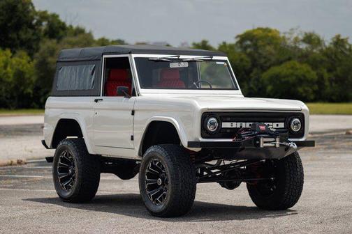 1971 Ford Bronco Custom Convertible