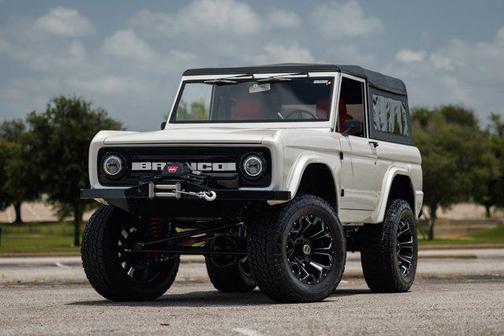 1971 Ford Bronco Custom Convertible