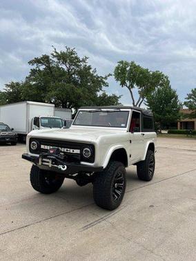 1971 Ford Bronco Custom Convertible