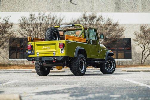 1984 Jeep Scrambler Fuel-Injected 350ci Ram Jet Crate V8 5-Speed Manual Unreal Build!