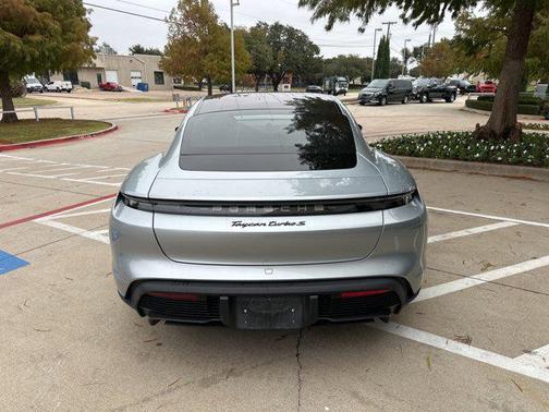 2023 Porsche Taycan Turbo