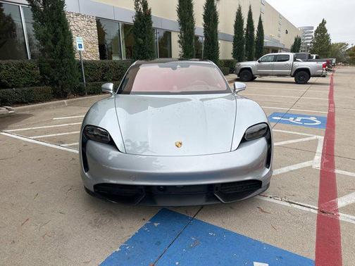 2023 Porsche Taycan Turbo