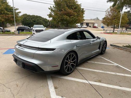 2023 Porsche Taycan Turbo