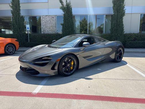 2020 McLaren 720S Base