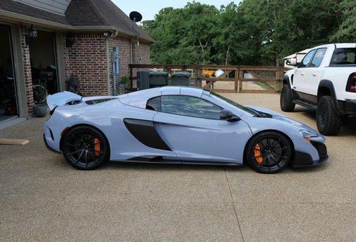 2016 McLaren 675LT Base