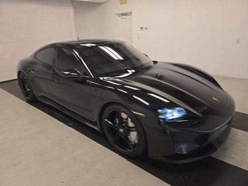 2020 Porsche Taycan Turbo