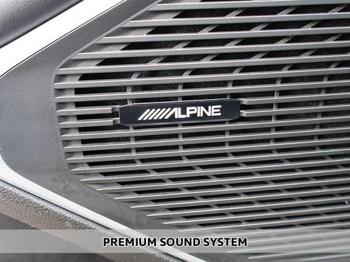 Diamond Black Crystal Pearlcoat 2022 Jeep Wagoneer Series II 4x4