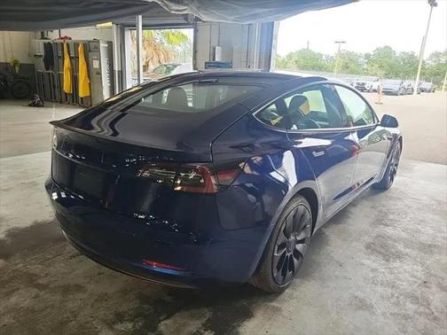 2022 Tesla Model 3 Standard Range