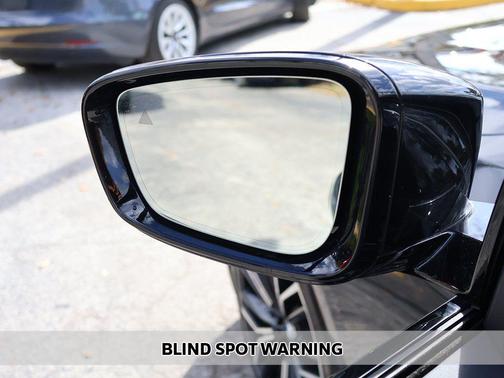 Black Sapphire Metallic 2023 BMW 540 i