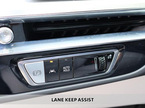 Argent Silver Metallic 2024 Cadillac LYRIQ Sport