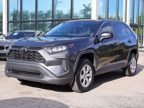 2022 Toyota RAV4 LE