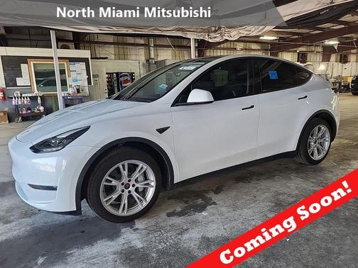 2023 Tesla Model Y Long Range Dual Motor All-Wheel Drive