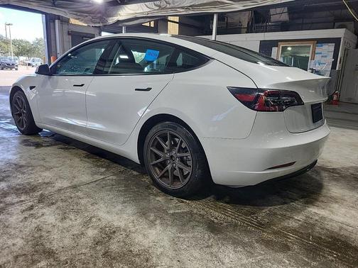 2023 Tesla Model 3 Standard Range