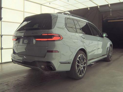 2026 BMW X7 M60i