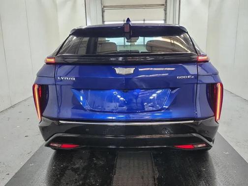 2024 Cadillac LYRIQ Tech