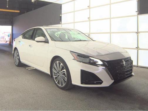 2024 Nissan Altima 2.5 SL