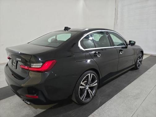 2021 BMW 330 330i