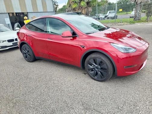 2024 Tesla Model Y Long Range Dual Motor All-Wheel Drive