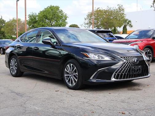 2022 Lexus ES 350 Base
