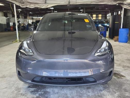 2024 Tesla Model Y Long Range Dual Motor All-Wheel Drive