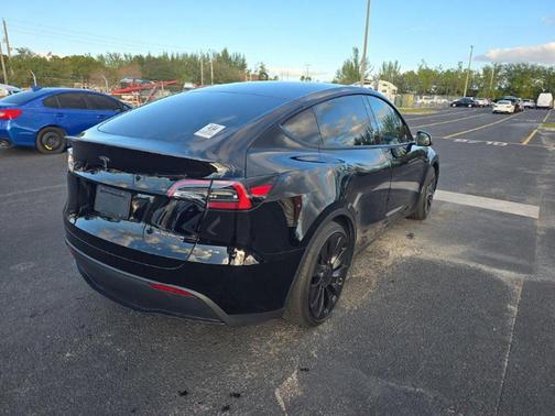 2023 Tesla Model Y Performance Dual Motor All-Wheel Drive