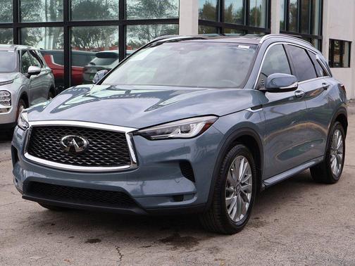 2023 INFINITI QX50 LUXE