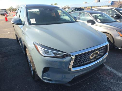 2023 INFINITI QX50 LUXE