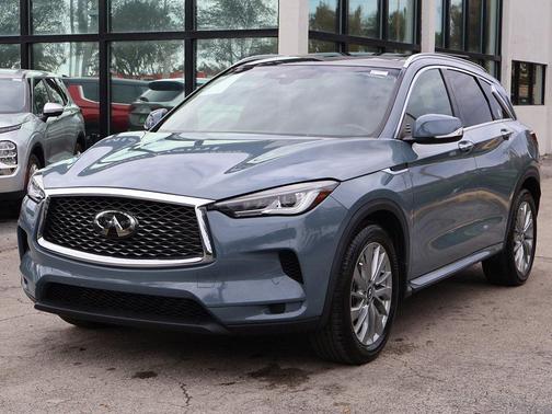 2023 INFINITI QX50 LUXE