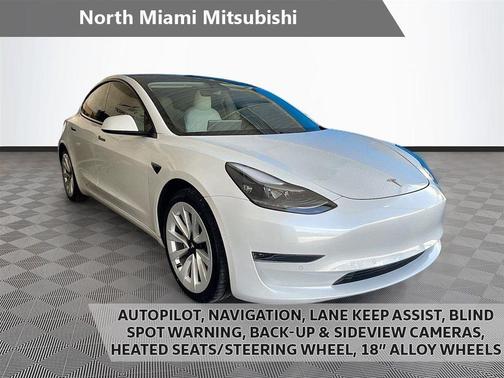 Pearl White Multi-Coat 2021 Tesla Model 3 Standard Range Plus