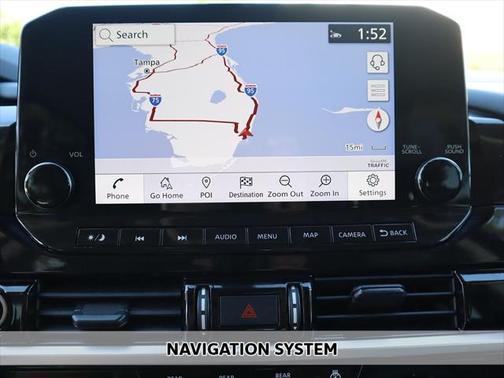 2022 Nissan Pathfinder SL 2WD