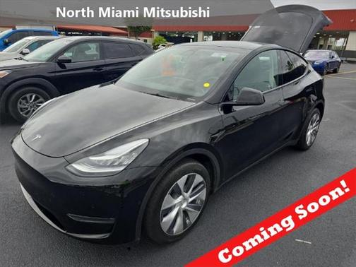 2022 Tesla Model Y Long Range Dual Motor All-Wheel Drive