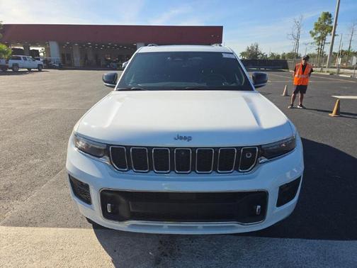 2022 Jeep Grand Cherokee L Overland