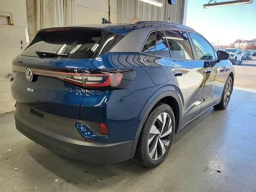 2023 Volkswagen ID.4 Pro