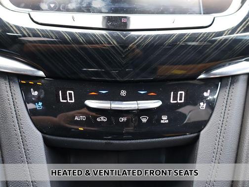 Stellar Black Metallic 2020 Cadillac XT6 Premium Luxury AWD