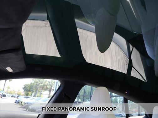 2022 Tesla Model S Plaid