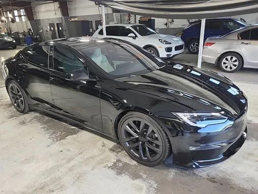 2023 Tesla Model S Plaid