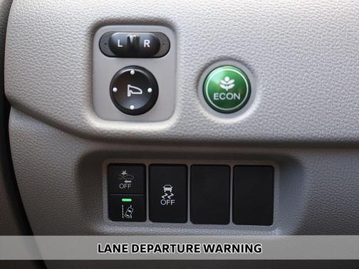 Lunar Silver Metallic 2021 Honda Pilot 2WD EX