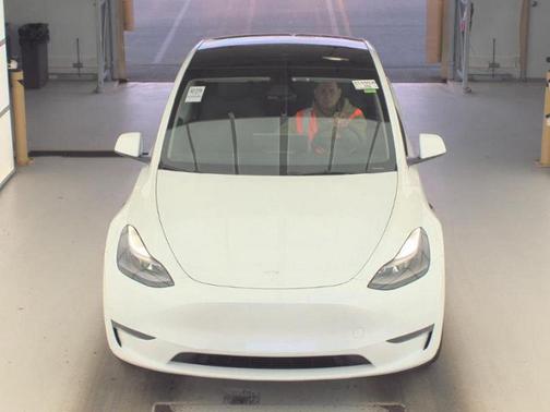 2024 Tesla Model Y Long Range Dual Motor All-Wheel Drive