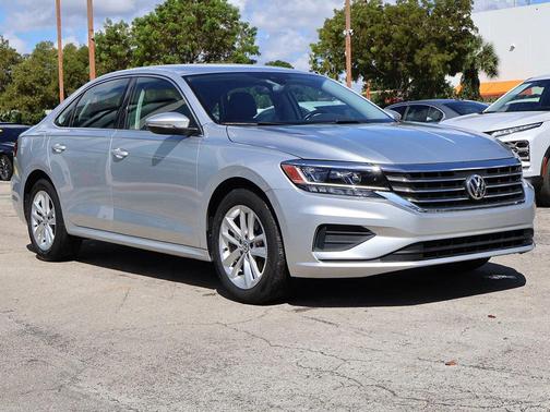 2020 Volkswagen Passat 2.0T SE