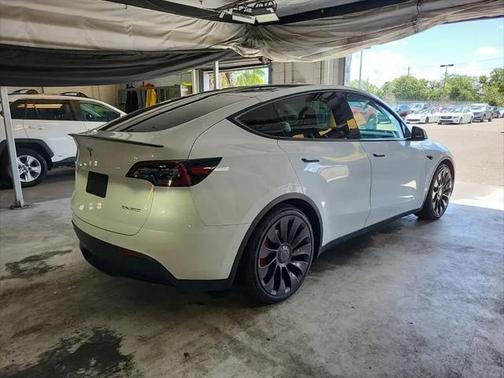 2022 Tesla Model Y Performance Dual Motor All-Wheel Drive
