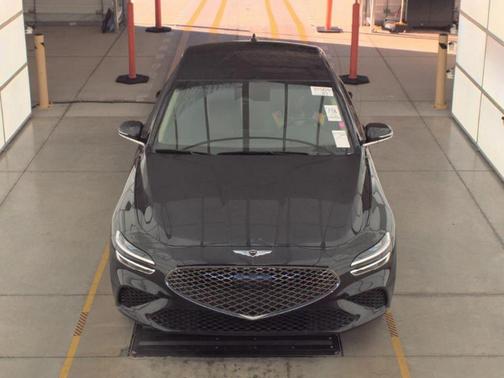 2025 Genesis G70 2.5T RWD