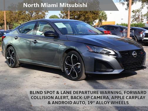 2023 Nissan Altima SR FWD