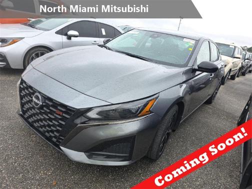 2023 Nissan Altima SR FWD