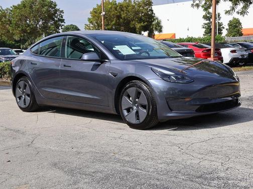 2023 Tesla Model 3 Standard Range